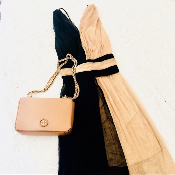 Daisy Dresses & Skirts - NWT Gorgeous   Gold & Black Party Maxi Dress